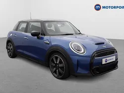 Blue Used 2022 Mini Cooper S Exclusive Hatchback | £21,999 (Fair price)