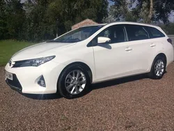 Used 2014 Toyota Auris Touring Sports Estate | £4,200 (Good price)