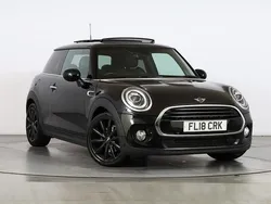 Black Used 2018 Mini Cooper Hatch Hatchback | £15,000 (Fair price)