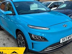 Blue Used 2021 Hyundai Kona Premium SUV | £10,299 (Fair price)