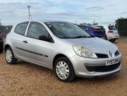 Silver Used 2007 Renault Clio II Expression Hatchback | £995 (Fair price)