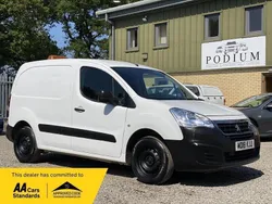 White Used 2018 Peugeot Partner MPV | £7,490 (Good price)