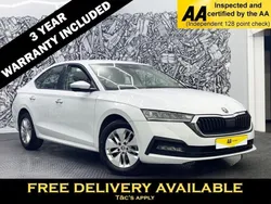 White Used 2023 Skoda Octavia SE Hatchback | £17,895 (Fair price)