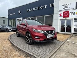 Red Used 2021 Nissan Qashqai N-Motion SUV | £16,995 (Fair price)