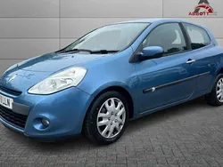Blue Used 2011 Renault Clio II Expression Hatchback | £1,995 (Fair price)
