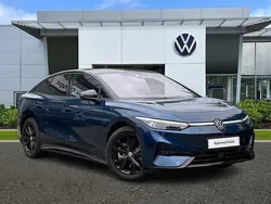Blue Used 2025 VW ID.7 Pro Sedan | £46,990