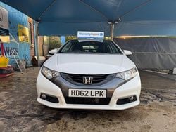 White Used 2013 Honda Civic EX Hatchback | £3,650 (Fair price)