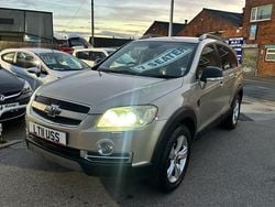 Brown Used 2011 Chevrolet Captiva LTZ SUV | £3,495