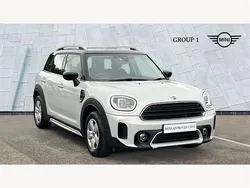 White silver Used 2022 Mini Cooper Countryman Classic SUV | £18,875 (Fair price)