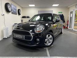 Black Used 2015 Mini One D Hatch Hatchback | £4,500 (Fair price)