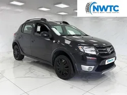 Black Used 2014 Dacia Sandero Lauréate Hatchback | £2,895 (Good price)
