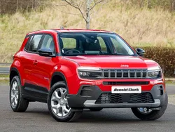 Red New 2025 Jeep Avenger Altitude SUV | £23,498 (Fair price)