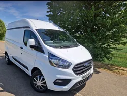 White Used 2020 Ford Transit Custom Trend Van | £13,995 (Fair price)