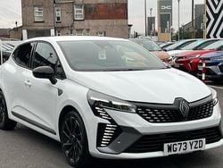 White Used 2023 Renault Clio V Esprit Alpine Hatchback | £18,551 (Fair price)