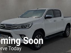 White Used 2018 Toyota HiLux Pickup | £29,388 (Expensive)