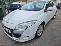 White Used 2011 Renault Mégane Coupé Dynamique Coupe | £2,495 (Fair price)