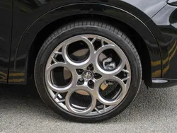 Black Used 2024 Alfa Romeo Tonale Sprint SUV | £28,396 (Fair price)