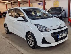 White Used 2018 Hyundai i10 SE Hatchback | £6,750 (Fair price)