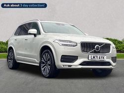 Gold Used 2021 Volvo XC90 Momentum SUV | £33,599 (Fair price)