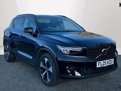 Onyx black Used 2025 Volvo XC40 Plus SUV | £31,491 (Fair price)
