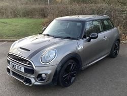 Silver Used 2017 Mini Cooper S Hatch Hatchback | £8,600 (Fair price)
