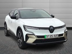 Twotone solid glacier white with diamond black Used 2025 Renault Megane E-Tech Iconic Hatchback | £26,995