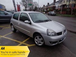 Silver Used 2007 Renault Clio II Campus Hatchback | £2,355