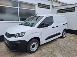 White Used 2020 Peugeot Partner S MPV | £9,995 (Fair price)