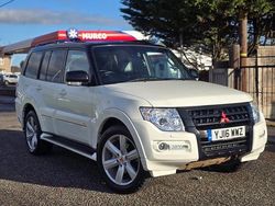 White Used 2016 Mitsubishi Shogun SUV | £12,995 (Super price)