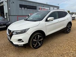 White Used 2019 Nissan Qashqai Tekna SUV | £10,490 (Fair price)