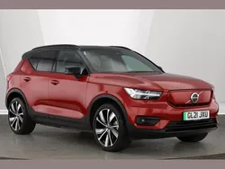 Red Used 2021 Volvo XC40 SUV | £25,950 (Fair price)