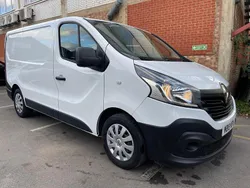 White Used 2019 Renault Trafic Business Van | £6,499 (Super price)