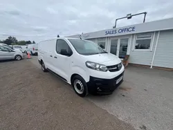 White Used 2022 Vauxhall Vivaro S Van | £10,750 (Super price)