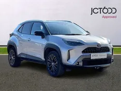 Silver Used 2022 Toyota Yaris Cross SUV | £20,211 (Fair price)
