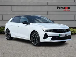 White Used 2024 Vauxhall Astra Ultimate Hatchback | £32,895