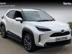 Used 2025 Toyota Yaris Hybrid Estate | £23,129 (Fair price)