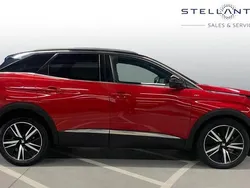 Red Used 2022 Peugeot 3008 Premium SUV | £21,387 (Fair price)