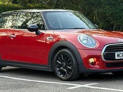 Red Used 2015 Mini Cooper Hatch Hatchback | £8,995 (Good price)