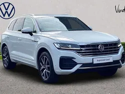 White Used 2019 VW Touareg R-line SUV | £30,911 (Fair price)