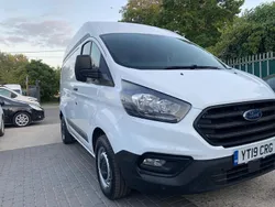 White Used 2019 Ford Transit Custom Van | £10,389 (Fair price)