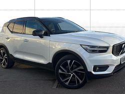 White Used 2018 Volvo XC40 R-Design Pro SUV | £19,335 (Good price)