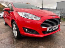 Red Used 2015 Ford Fiesta Zetec Hatchback | £3,000 (Good price)