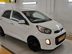 White Used 2016 Kia Picanto 2 Hatchback | £5,699 (Fair price)