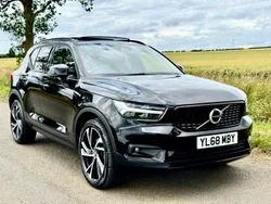 Black Used 2018 Volvo XC40 R-Design Pro SUV | £17,450 (Fair price)