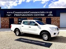 White Used 2018 Nissan Navara Visia Pickup | £7,450 (Good price)