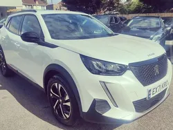 White Used 2022 Peugeot 2008 Allure Premium SUV | £15,995 (Good price)