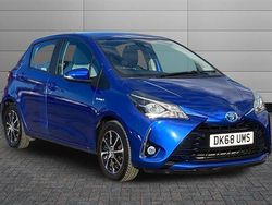 Blue Used 2018 Toyota Yaris Hybrid Hatchback | £12,991 (A bit pricey)
