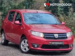 Red Used 2014 Dacia Sandero Lauréate Hatchback | £1,750 (Good price)