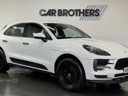 White Used 2018 Porsche Macan SUV | £28,995 (Good price)
