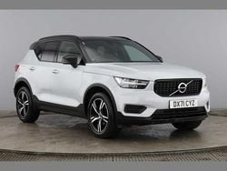 Silver Used 2021 Volvo XC40 R-Design SUV | £21,490 (Fair price)